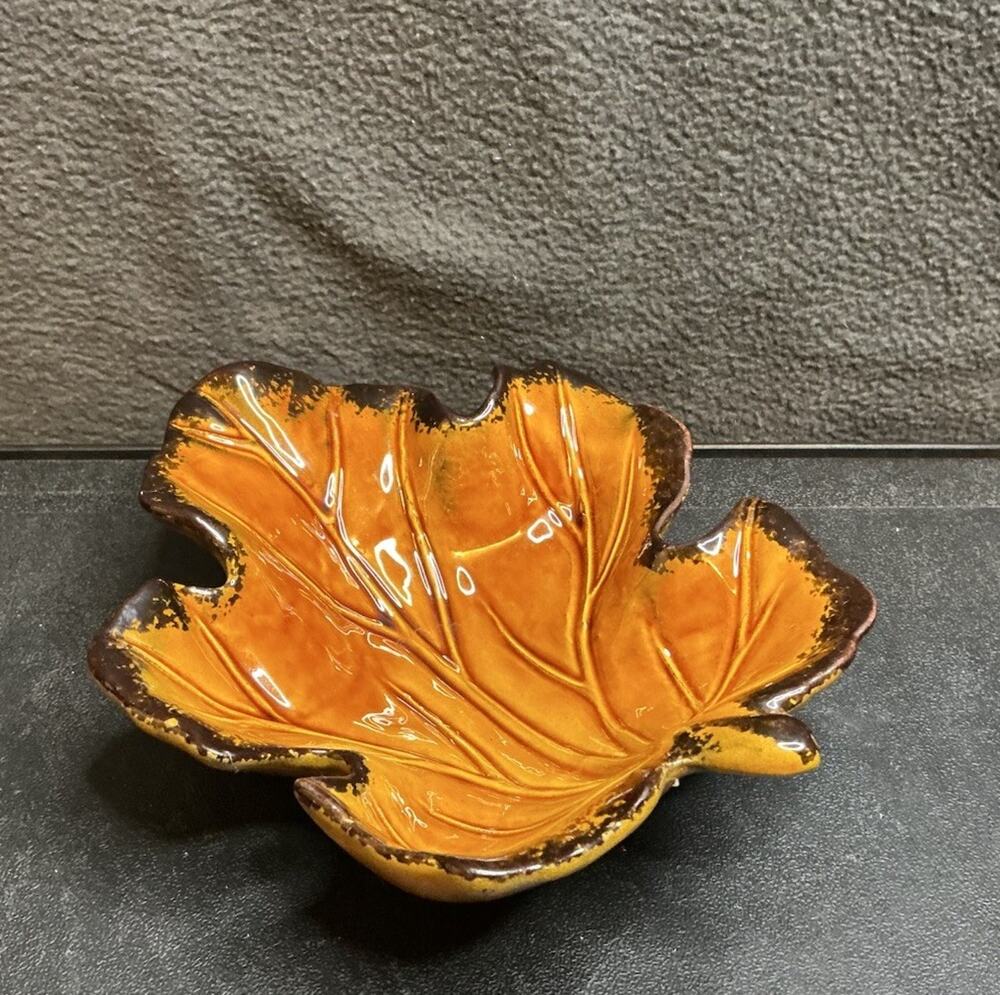 Vintage Fall Maple Leaf Ceramic Trinket/Candy Dish By WCL